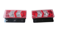 Feu arrière combiné 4133200W5202 pour camion léger JAC – Feu stop, marche arrière et clignotant