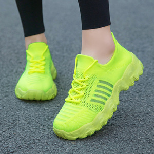 Zapatillas deportivas gruesas de malla tejida para mujer, zapatos ligeros para caminar informales - Product Image 4