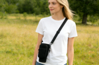Étui de bouteille d'eau isolé en néoprène 30/40 oz avec bandoulière et poches pour hommes/femmes, pour la marche et la randonnée