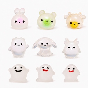 Figuras de Resina Brillantes en la Oscuridad, Miniaturas de Animales y Fantasmas de Dibujos Animados para Micro Paisajes, Casas de Muñecas, Terrarios, Manualidades DIY, Venta al Por Mayor - Product Image 1