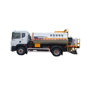 Distribuidor <span class=keywords><strong>de</strong></span> <span class=keywords><strong>Asfalto</strong></span> KL <span class=keywords><strong>de</strong></span> 11.5 Metros Cúbicos, Sistema Totalmente Hidráulico, Control PLC para Rociar <span class=keywords><strong>Asfalto</strong></span> Caliente, <span class=keywords><strong>Asfalto</strong></span> Emulsionado y <span class=keywords><strong>Asfalto</strong></span> Modificado - Product Image 2