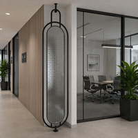 Paravent moderne en verre et métal avec thème artistique et design luxueux