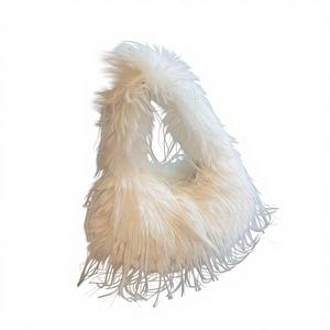 กระเป๋าถือขนสัตว์เทียมลายสัตว์สำหรับผู้หญิงแฟชั่นใหม่ ขนยาว ปิดด้วยซิป - Product Image 1