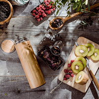 Logo personnalisé Bouteille d'eau thermos isolée sous vide en bois de bambou naturel à double paroi en acier inoxydable Tasse à café avec infuseur à thé