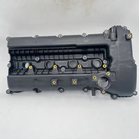 Le couvercle de soupape de moteur 22410-2C000 est compatible avec les Hyundai H1/Starex (TQ), H300, I800 et H100.