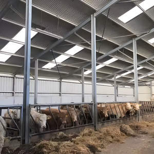 Q355 ASTM Structures en acier préfabriquées Prix concurrentiel Compartiments pour vaches laitières Léger Pliage Coupe soudée Bâtiment de ferme Atelier Entrepôt - Product Image 5