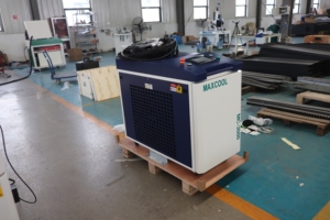 Macchina <span class=keywords><strong>laser</strong></span> pulitore 1000w 2000w 3kw 6000w macchina per la pulizia <span class=keywords><strong>Laser</strong></span> in fibra per la rimozione della ruggine olio macchia ola pittura - Product Image 2