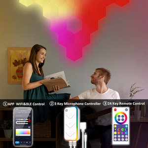 Lámpara de Pared RGB Moderna, Paneles de Luz Hexagonales Inteligentes para el Mercado Italiano, Decoración para Sala de Estar y TV con Control por Voz - Product Image 6