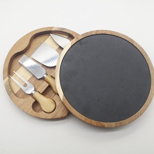 Fábrica al por mayor Acacia pizarra <span class=keywords><strong>Brie</strong></span> tabla de cortar queso y herramientas pizarra de madera tabla de queso con cuchillos conjunto - Product Image 1