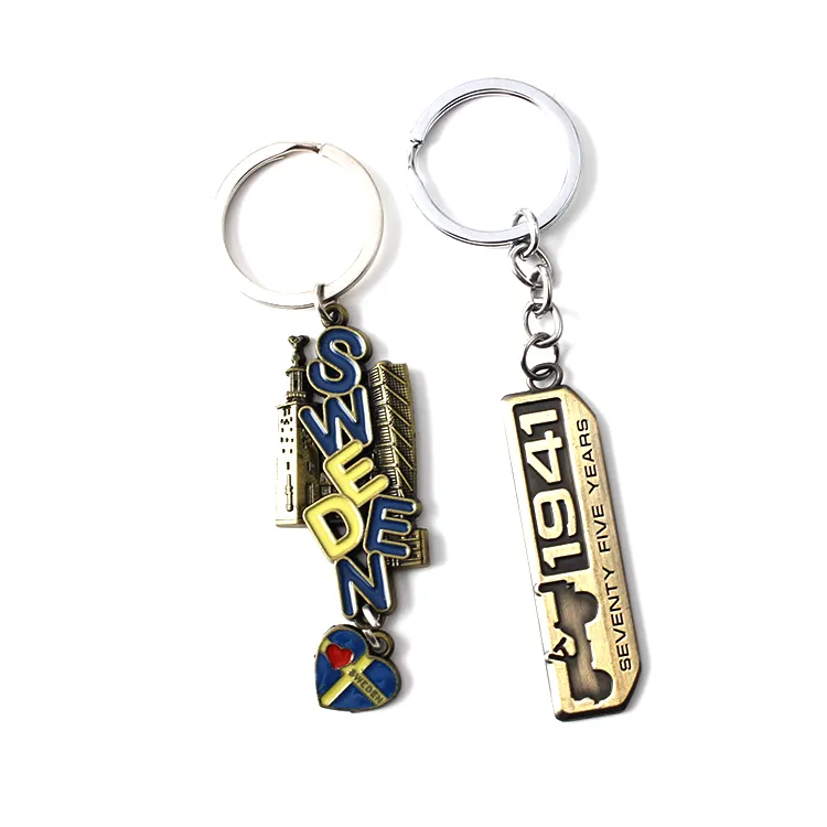 Porte-clés promotionnels porte-clés en métal moulé sous pression porte-clés Logo personnalisé lettre accessoires forme personnalisée votre propre conception d'entreprise