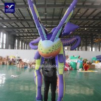 Modèles gonflables Mantis adaptés aux parades