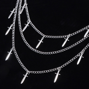 Chaîne de taille multicouche en métal style punk européen et américain avec pendentif poignard, accessoire pour jean, chaîne de corps tendance style streetwear - Product Image 2