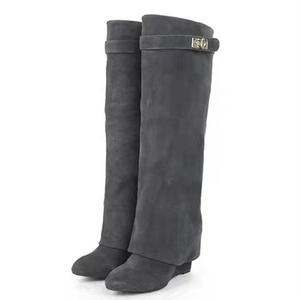 Bottes en cuir véritable tendance, à enfiler, à talon compensé, avec empiècements souples, pour femme, hauteur genou, décoration métallique, taille 43 - Product Image 2