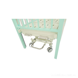 Lit médical manuel pédiatrique Kang Jun 2150*960*500mm avec barrière de sécurité pour usage hospitalier des enfants - Product Image 2