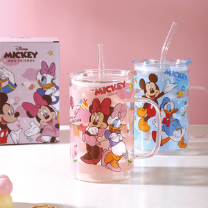 Grande tasse en <span class=keywords><strong>verre</strong></span> borosilicate Mickey & Friends avec couvercle et paille – Mignonne tasse à eau en forme de dessin animé - Product Image 1