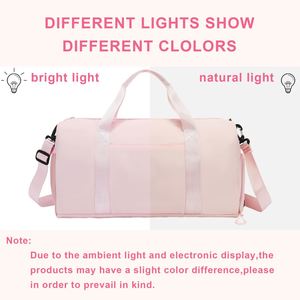 กระเป๋าเดินทางอเนกประสงค์สำหรับผู้หญิง กระเป๋าใส่ของสำหรับออกกำลังกาย กันน้ำ พร้อมช่องใส่รองเท้า - Product Image 2