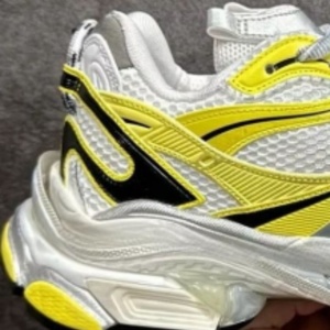 Nouvelles chaussures plateforme pour hommes, modèle 2026, design polyvalent de haute qualité, avec une hauteur accrue. Chaussures de marche de marque réputée. - Product Image 1
