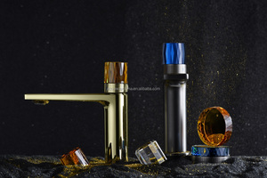 Robinet de lavabo de salle de bain à poignée unique finition PVD - Style moderne et élégant avec poignée en cristal B-M-W de même niveau - Product Image 6