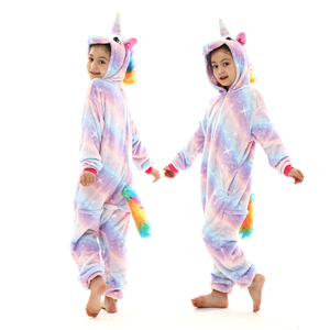 Tutina In Stock <span class=keywords><strong>pigiama</strong></span> Kigurumi per bambini adulti caldo <span class=keywords><strong>pigiama</strong></span> di flanella con unicorno Pegasus pinguino <span class=keywords><strong>Koala</strong></span> Pikachu tessuto per l'estate - Product Image 3