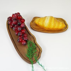 Bandeja de madera de acacia Autonomy con forma de nube, diseño irregular para servir postres, café, té, uso doméstico, ocasiones de cumpleaños - Product Image 1