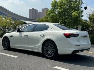 Auto Usado <span class=keywords><strong>Maserati</strong></span> <span class=keywords><strong>Ghibli</strong></span> <span class=keywords><strong>2.0</strong></span> Rwd 5 Plazas - Product Image 4