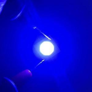 Chip Bridgelux de alto brillo a todo color 12V 24V 4W 8W RGB RGBCW COB Chip módulo LED para luz de escenario LED - Product Image 6