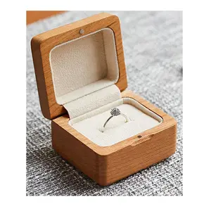 Caja de embalaje de joyería, collar con Logo, anillo de madera, gran oferta