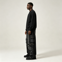 Jean cargo noir à jambe large, imprimé Kornit DTG Star Sky Wing, déchiré, avec patchs et bords effilochés, style streetwear en denim