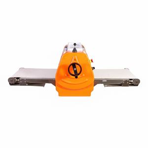 Machine automatique commerciale de laminage de pâte pour l'utilisation de <span class=keywords><strong>boulangerie</strong></span> Manuel de nouvelle condition pour Pizza <span class=keywords><strong>Pain</strong></span> <span class=keywords><strong>Pain</strong></span> <span class=keywords><strong>Au</strong></span> <span class=keywords><strong>Chocolat</strong></span> pour Samosa - Product Image 4