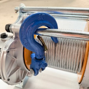 Waterdichte zware aluminium elektrische lier 220V stalen draadkabel 6mm diameter 12m hefhoogte voor off-road gebruik - Product Image 2