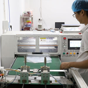 बीपा मुक्त मुद्रित लोगो सिलिकॉन बेबी बिब फूड कैचर के साथ थोक वाटरप्रूफ बबी बाइब्स सेट निर्माता - Product Image 6