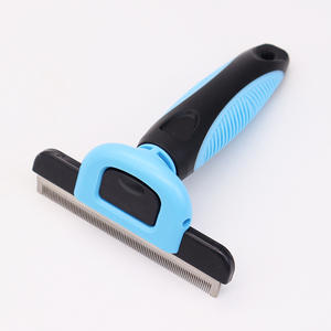 Peigne en plastique écologique spécial pour animaux <span class=keywords><strong>de</strong></span> compagnie chien chat bain salle <span class=keywords><strong>de</strong></span> bain flottant épilation Cutter dents amovibles peigne à dents - Product Image 6