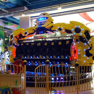 Manège <span class=keywords><strong>Robocop</strong></span> Ride à rotation 360 degrés pour l'extérieur, capacité de 16 personnes, pour parcs d'attractions et aires de jeux - Product Image 3