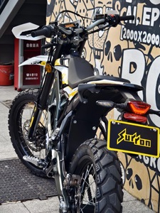 Moto SUR-RON Chine 60V Vitesse 61-80km/h Autonomie 140km Marche arrière - Product Image 2