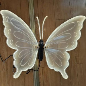 LEDA Luces Decorativas Colgantes de Mariposa de 60cm, Luz Blanca Cálida Dinámica, Decoración Luminosa para Árboles de Navidad en Exteriores, Mariposa LED - Product Image 6