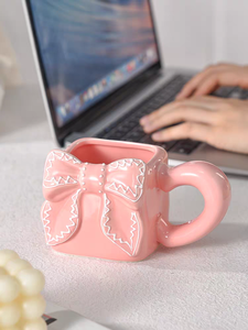 <span class=keywords><strong>Mug</strong></span> en céramique à nœud papillon carré en couleur pleine - Grande capacité Style mignon <span class=keywords><strong>Mug</strong></span> de rentrée scolaire avec motif de cœur pour la maison et l'usage quotidien - Product Image 4