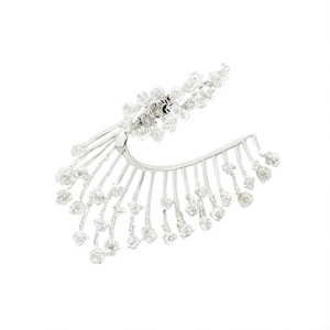 ต่างหูรูปดอกไม้ชุบทองคำขาวประดับคริสตัลไรน์สโตนสำหรับผู้หญิงเครื่องประดับงานปาร์ตี้สไตล์โบฮีเมียนสีเงินอัลลอยด์แฟชั่น - Product Image 1