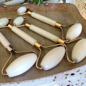 Ensemble d'outils <span class=keywords><strong>de</strong></span> <span class=keywords><strong>massage</strong></span> Gua Sha en pierre naturelle <span class=keywords><strong>Rouleau</strong></span> <span class=keywords><strong>de</strong></span> <span class=keywords><strong>massage</strong></span> du <span class=keywords><strong>visage</strong></span> pour SPA Body <span class=keywords><strong>Visage</strong></span> Eye Application <span class=keywords><strong>Rouleau</strong></span> <span class=keywords><strong>de</strong></span> <span class=keywords><strong>jade</strong></span> - Product Image 5