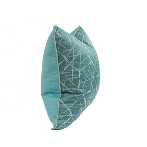 <span class=keywords><strong>Housse</strong></span> <span class=keywords><strong>de</strong></span> <span class=keywords><strong>coussin</strong></span> jacquard verte en gros 18*18 20*20 – <span class=keywords><strong>Housse</strong></span> <span class=keywords><strong>de</strong></span> <span class=keywords><strong>coussin</strong></span> décorative <span class=keywords><strong>de</strong></span> luxe moderne pour la maison - Product Image 2