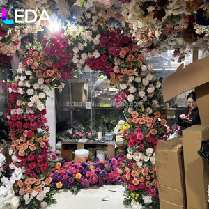 LEDA Arche de mariage artisanale en verdure et en corne, accessoires de décoration pour allée, pour Noël, la remise des diplômes et Pâques - Product Image 5