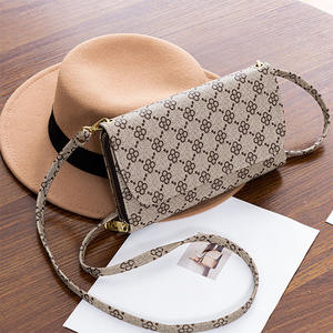 Sac à bandoulière en cuir imprimé pour femme, vente en gros directe d'usine, sac portable pour femme, sacs et pochettes de créateurs pour femmes - Product Image 1