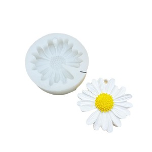 Khuôn silicon hình hoa cúc làm bánh sô cô la, bánh ngọt, trang trí bánh, dụng cụ làm bánh, khuôn xà phòng, khuôn nến - Product Image 6