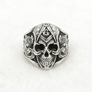 Bagues en acier inoxydable fin, style Viking Gothique, avec incrustation de crâne vintage argenté, pour usage quotidien, idéales comme cadeaux unisexes pour hommes, vente en gros - Product Image 5
