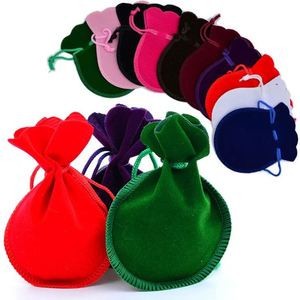 Sac cadeau festif en forme de gourde en velours doux 9x12cm, pochette à cordon pour Noël, mariage, fêtes et cadeaux invités - Product Image 1