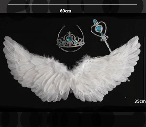 Commercio all'ingrosso di HS più basso <span class=keywords><strong>piume</strong></span> di ala di tacchino rosa bianco grande artigianato tinto vero e proprio angeli del partito Cosplay di Halloween per la vendita - Product Image 1