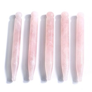 OEM Personnalisé Stylo d'<span class=keywords><strong>acupuncture</strong></span> Gua Sha en Quartz Rose Naturel Marque Privée Outil de massage facial pour commandes en gros - Product Image 1