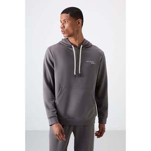 Conjunto Deportivo de Hombre en Gris Oscuro, Grueso, Suave, Texturizado, con Bordado, Mezcla de Algodón, de Air Jones - Modelo 85255 - Product Image 3