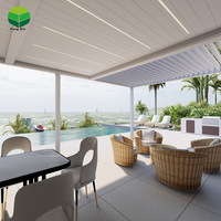 Pergola moderne de luxe avec toit motorisé à lames solaires, conception de couverture, gazebo extérieur avec moteur
