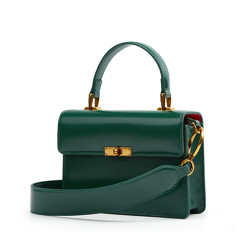 สีเขียว