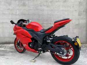 <span class=keywords><strong>Ducati</strong></span> Moto Sportive 400cc con ABS Anteriore e Posteriore, Sistema di Iniezione Elettronica del Carburante - Product Image 4